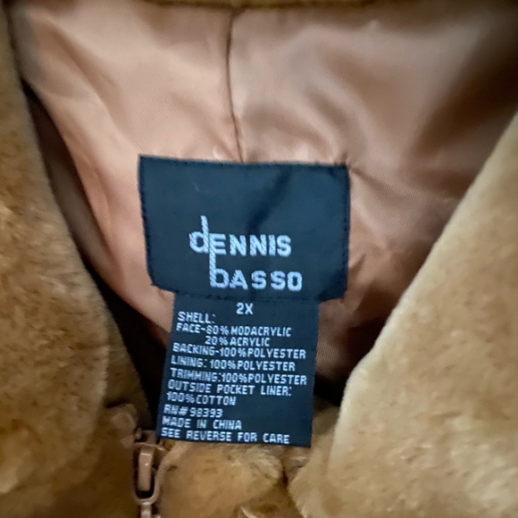 Gorgeous Dennis Basso Original faux fur coat - Picture 8 of 10